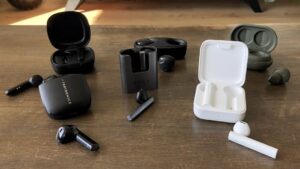 ТОП-15 беспроводных наушников